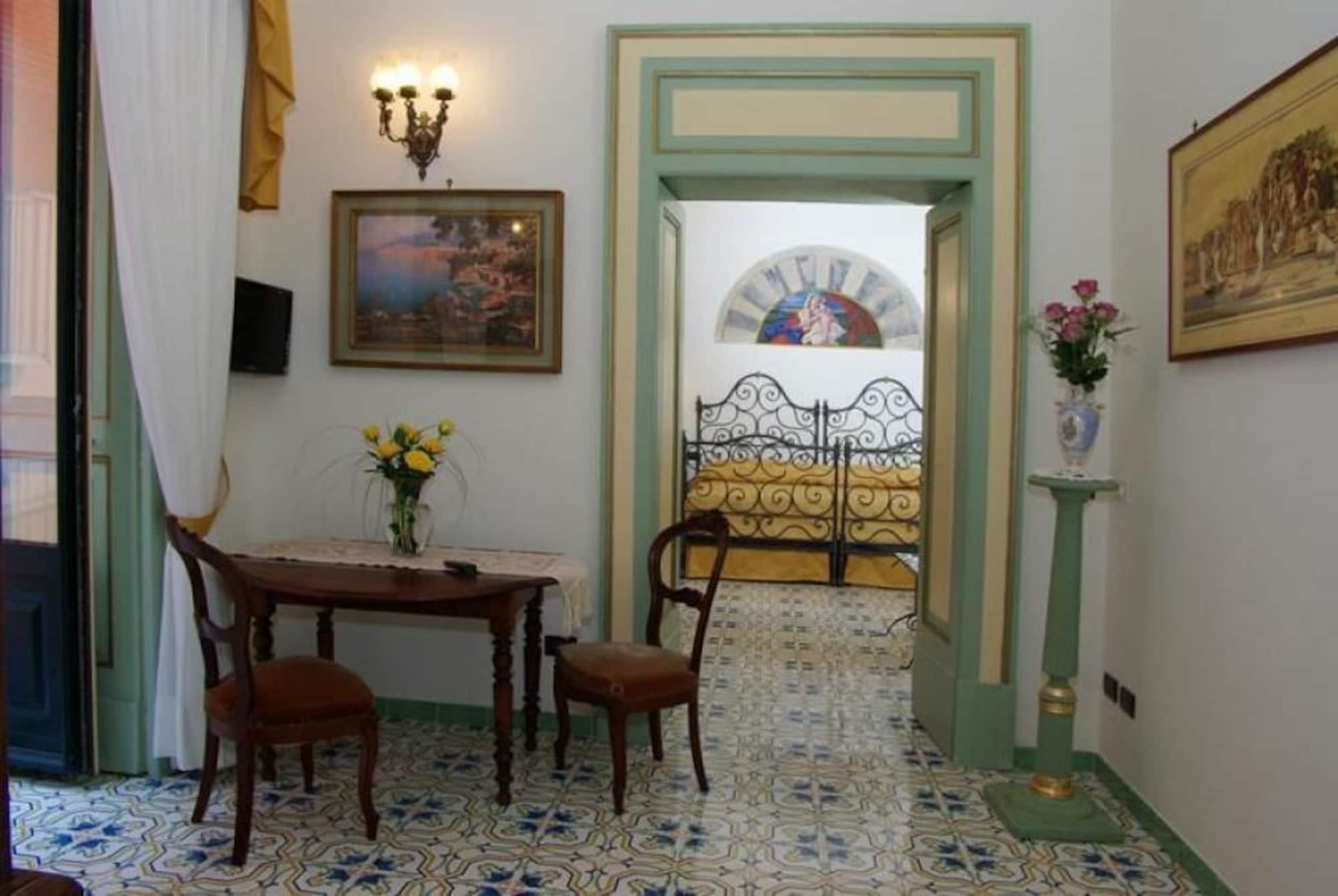 Old Taverna Sorrentina 外观 照片